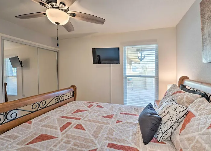 2 Mi To Dtwn: Havasu Oasis W/ Pool Holiday home *