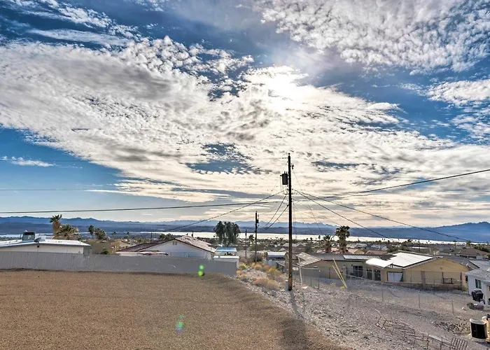 Holiday home 2 Mi To Dtwn: Havasu Oasis W/ Pool Lake Havasu City